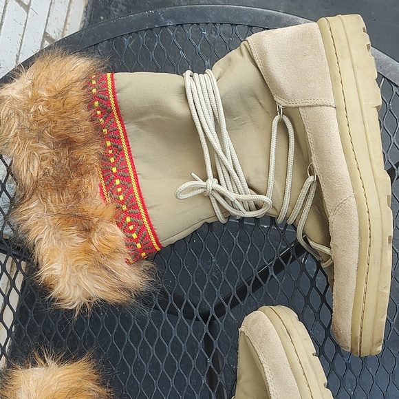 Brown Boots - Picture 7 of 12